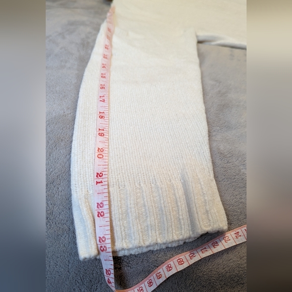 Tradition cream cowlneck sweater L - Picture 6 of 9